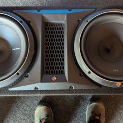 12" Rockford Subs P2