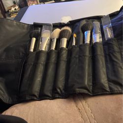 Makeup Mac Brushes 