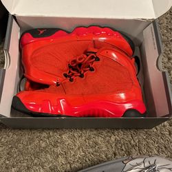 Size 5 Chili Red 