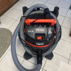 RIDGID Wet Dry Vac 