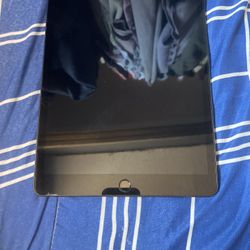 iPad 7th Generation  32 GB 