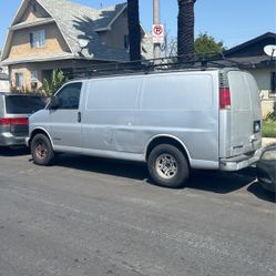 2001 2600 Chevy Express