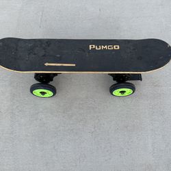 PUMGO SKATEBOARD 