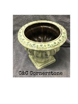 Planter pot/C&C Cornerstone — Liquidating Sale