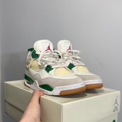 Jordan 4 Sb pine Green 
