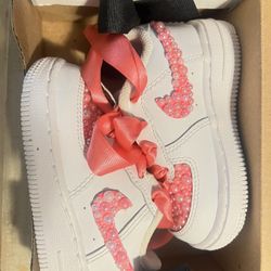 Custom Hello Kitty Air Force’s