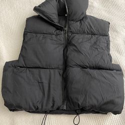 NWOT Small Puffer Vest