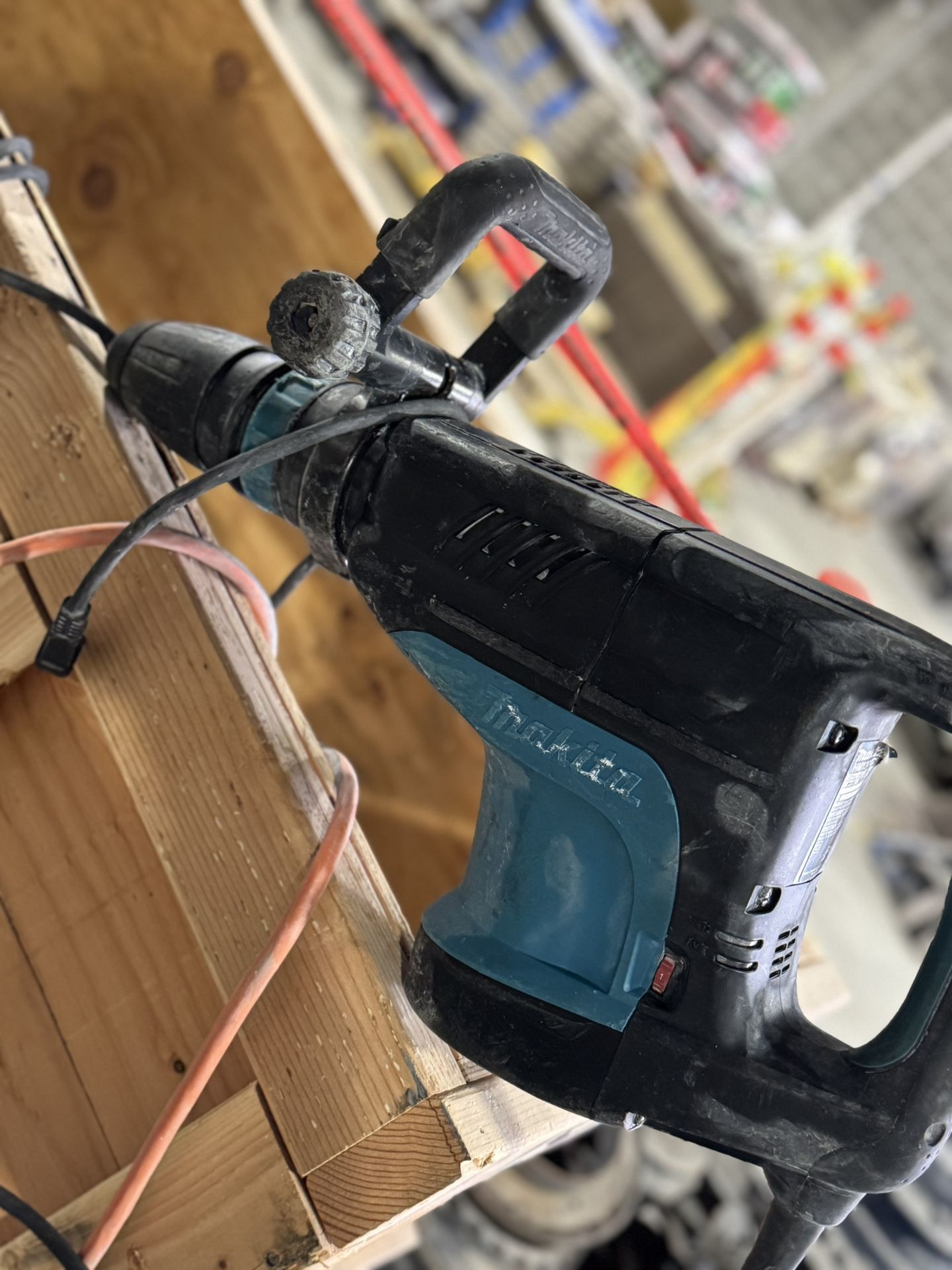 Makita Chipping Hammer 20 Lb