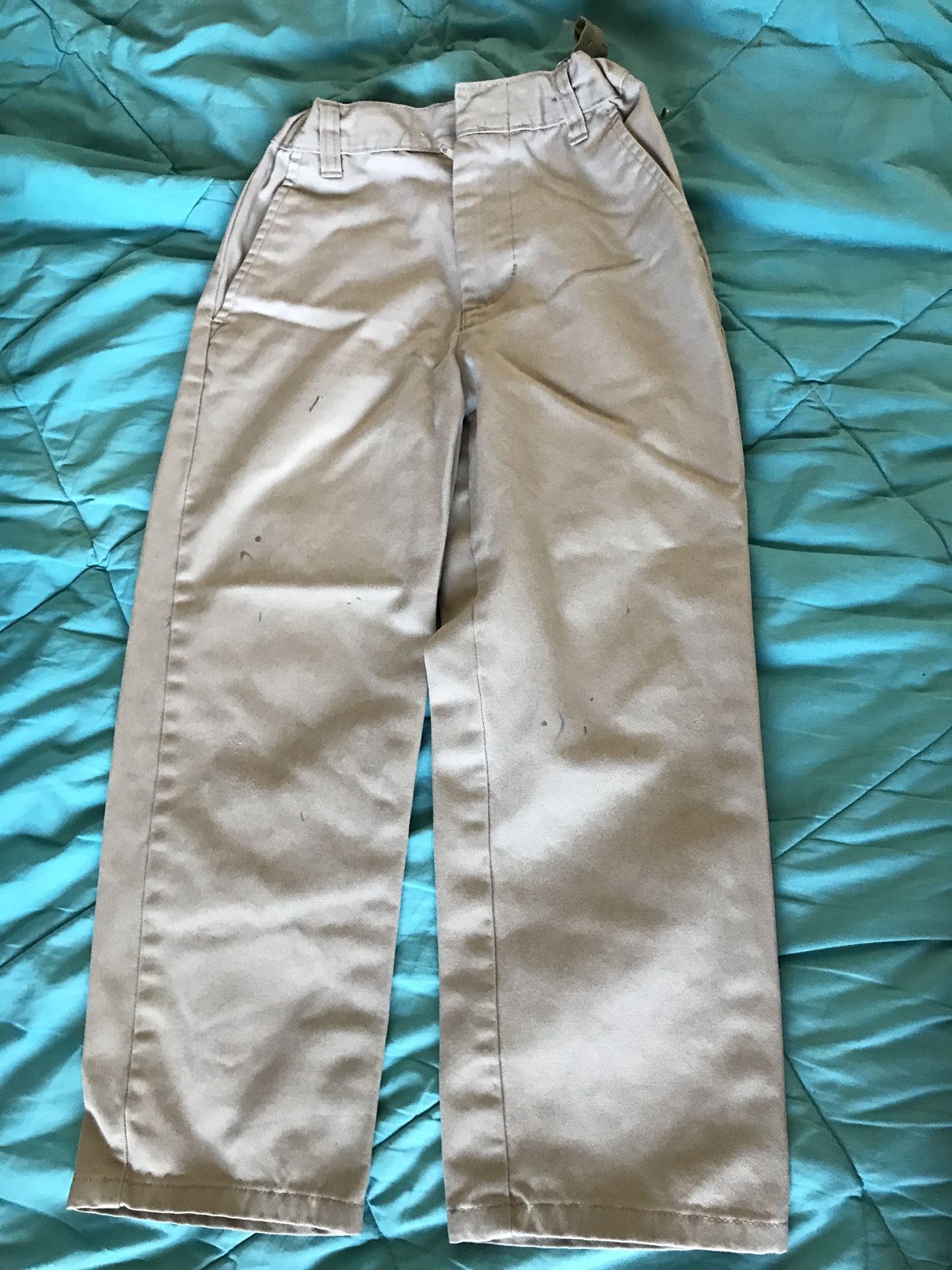 Boys Khaki Pants 6 Years Old Tan or brown color