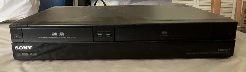 Sony RDR-VX560 Tunerless DVD Recorder/VHS Combo Player