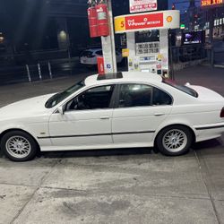 BMW 528i E39 