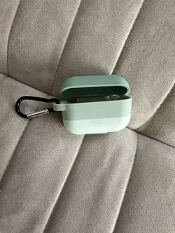 Rachel Zoe Two-Tone Green Silicone AirPods Pro Case with Carabiner