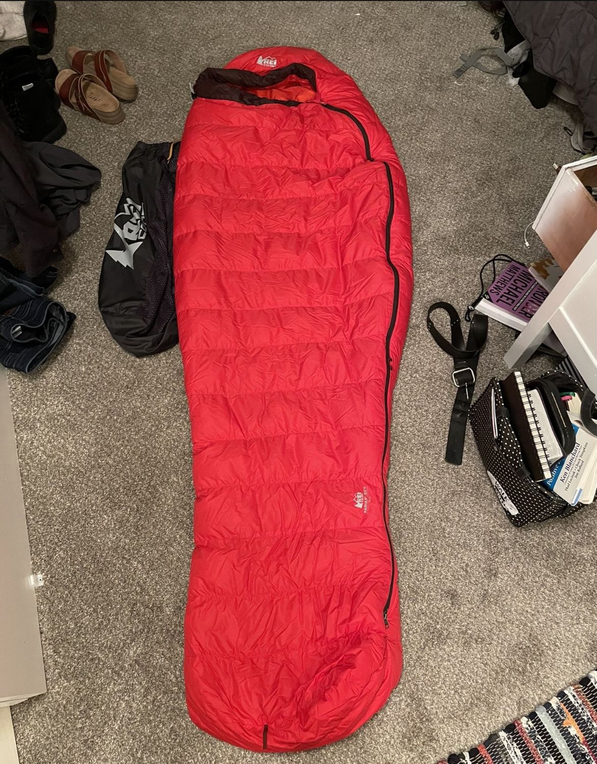 Rei Radiant Youth 20° Sleeping Bag for Sale in Vancouver, WA - OfferUp