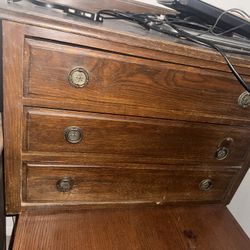 FREE 3 Drawer Chest 