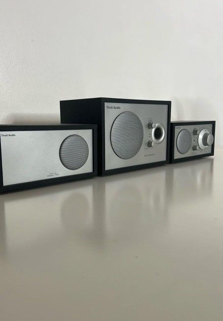 Trivoli Audio  Model 2 + Model Subwoofer