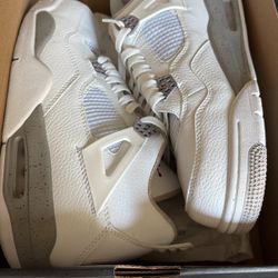 Air Jordan 4 Retro White Oreo