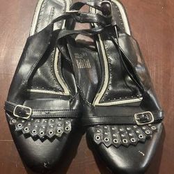 Women's sz 8 Shoes