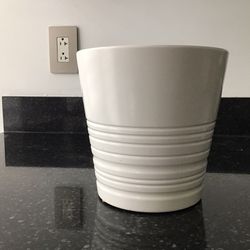 Ceramic Flower Planter Pot. Condition Is Excellent .