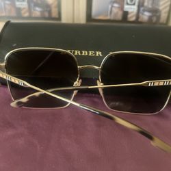Burberry Women Sunglasses