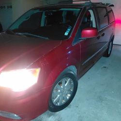 2013 Chrysler Town& Country