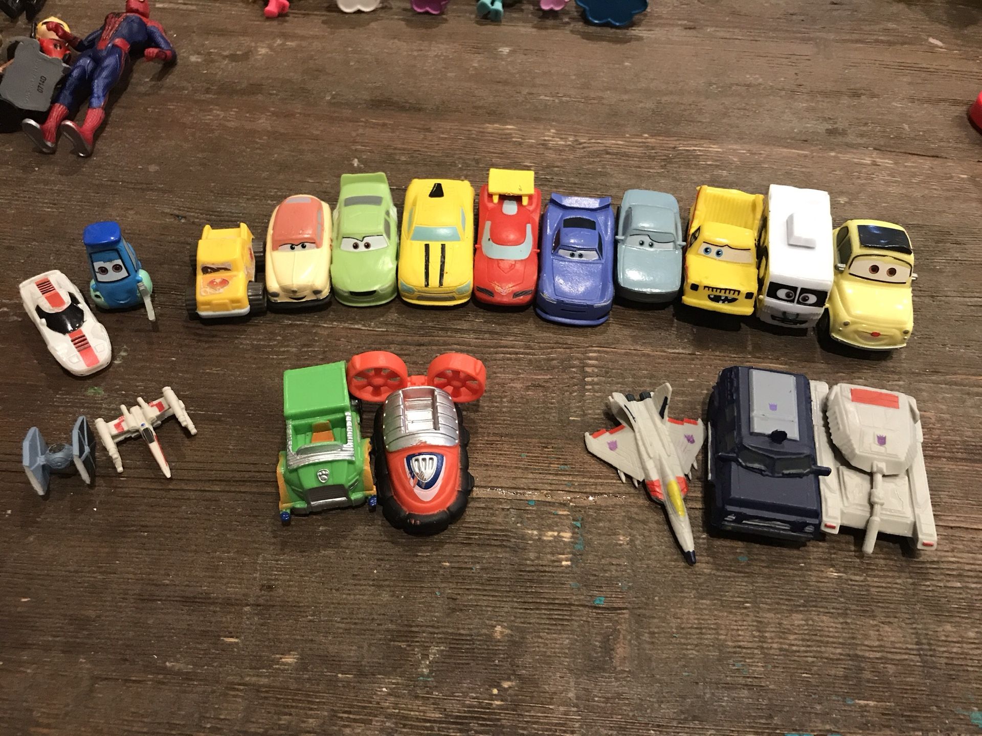 Kids toys (makes offers)