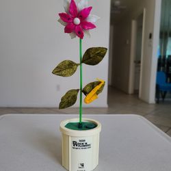 Vintage Rare 1988 Takara Rock N' Flower Dancing Music Toy Working