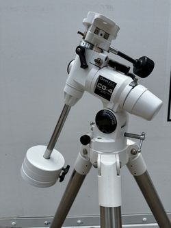 Celestron CG-4 German Equatorial Mount and Tripod
