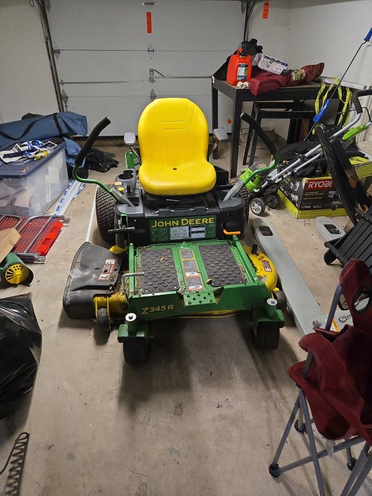 John Deere Ride On Mower