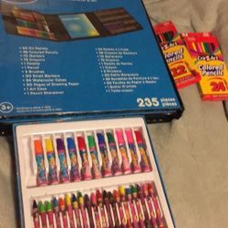 Creatology Art set perfect for daycare classroom and home parent teacher