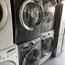 Electrolux washer and dryer front load with capacity 4.5 washer 7.5 dryer with 3 months warranty free delivery in Oakland area outside the Oakland are