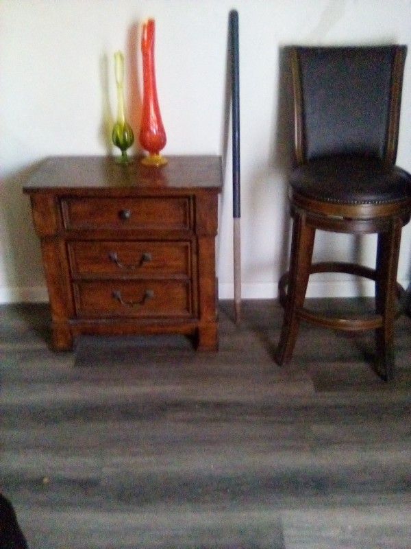 Table And Chair With Vase