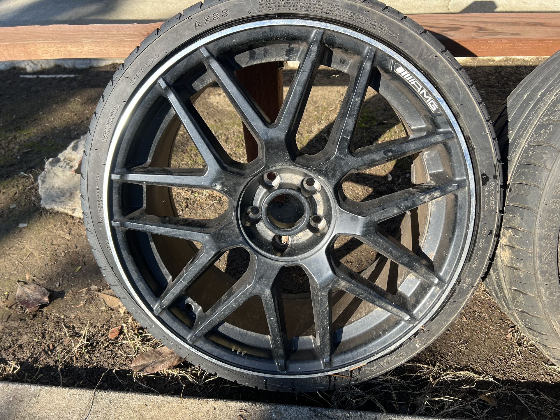 4 Mercedes AMG WHEELS 