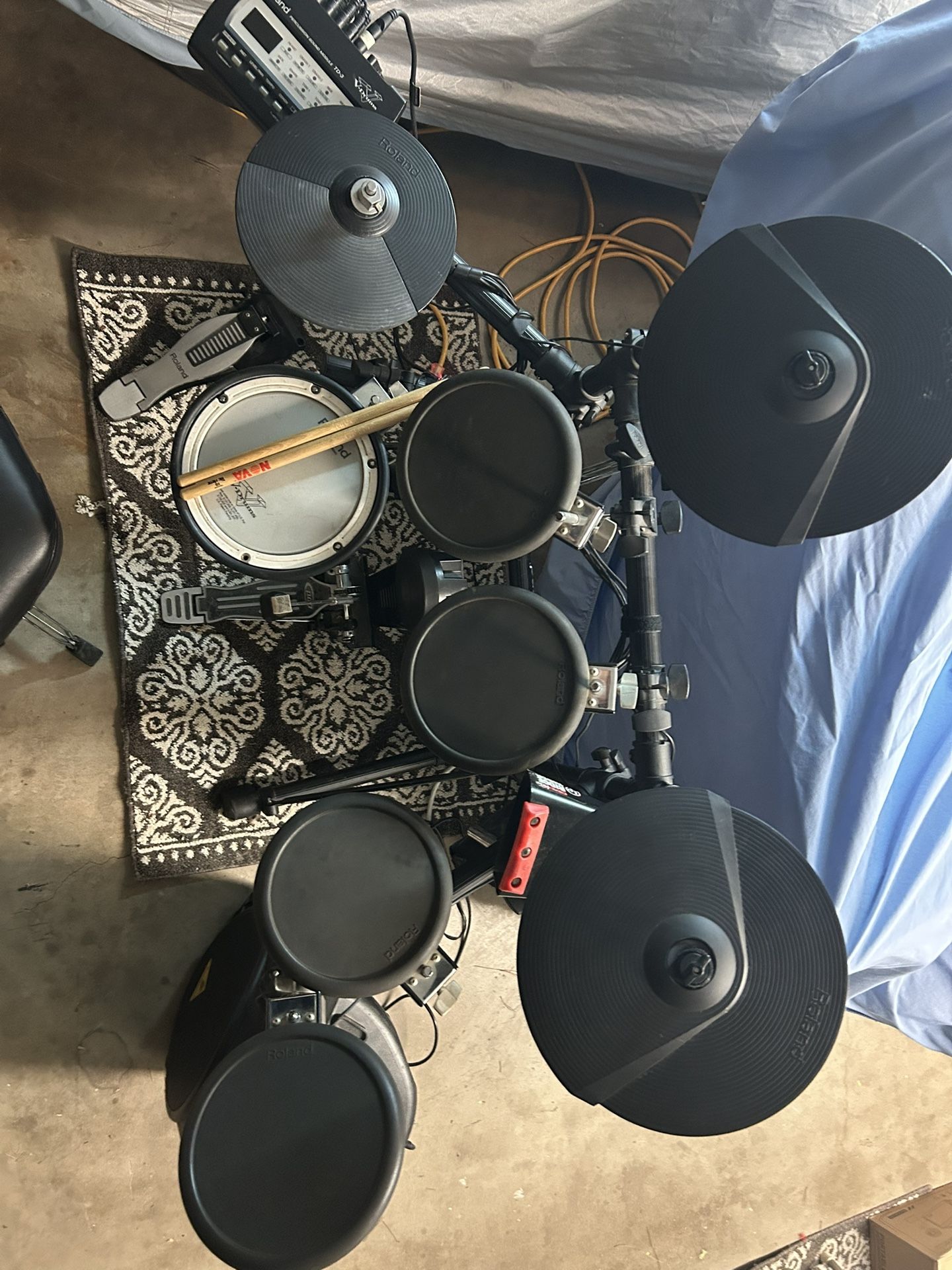 Roland TD 3 Drum kit