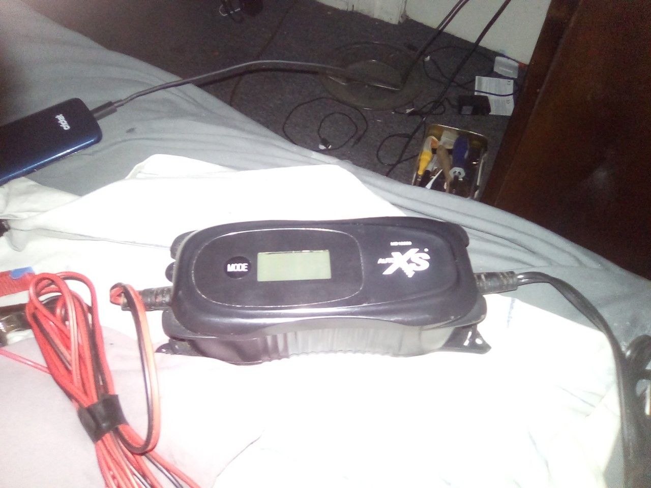 Car and motorcycle battery charger