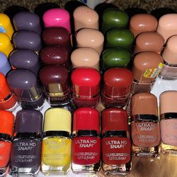 Revlon ultra HD snap nail polishes -new
