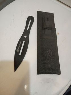 SMITH & WESSON THROWING KNIIVES