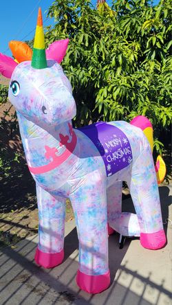 7 Feet Unicorn