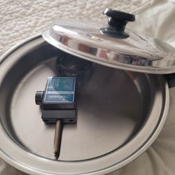 Stainless steel electric skillet