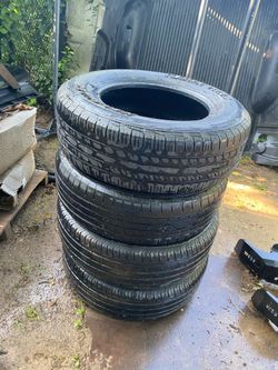 SET DE LLANTAS BUENAS MEDIDA 245/70R17