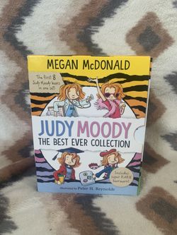 JUDY MOODY Chapter Book BOX SET By Megan McDonald, Peter Reynolds books 1-8
