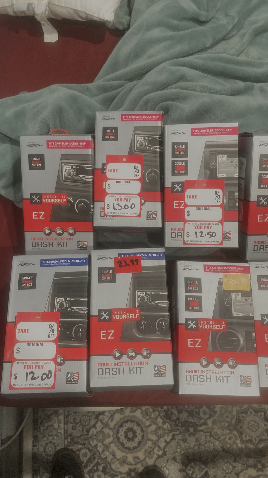 RADIO DASH KITS AND HARNESSES 