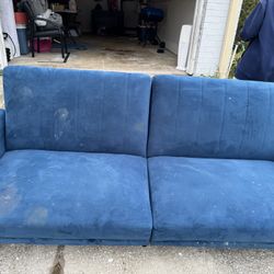 Blue Sofa, Futon