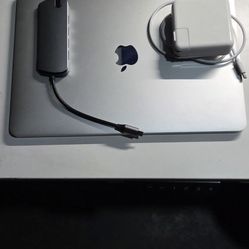 Macbook Pro 13in