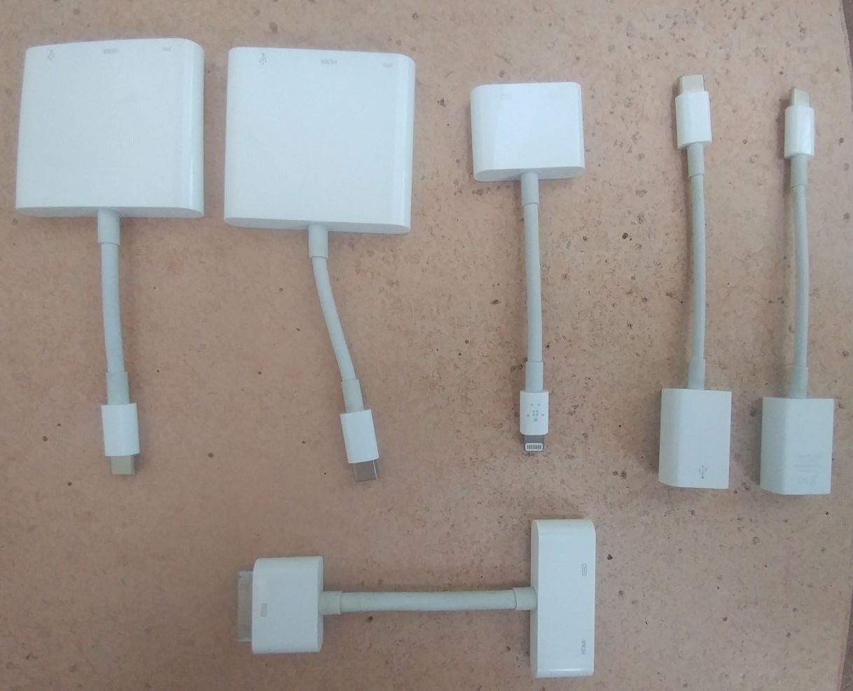 Apple iPhone/iPad Cables - READ