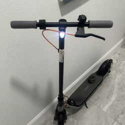 Segway Ninebot D40x Scooter 18.6mph Max Speed 