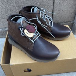 CLAE Women’s Hiking Boots size 7