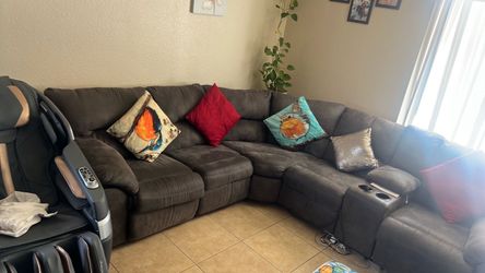 Gray Reclining Sectional Sofa with Cup Holders