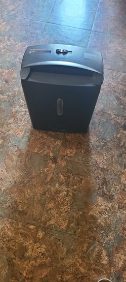 Paper shredder