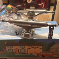 Independent Hollow 149 Standard Skate Truck Stage 11