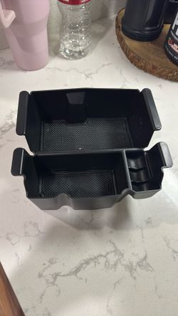 Jeep JL Center Console Storage
